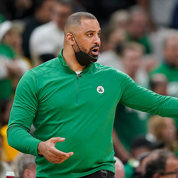 Ime Udoka erreichte in seiner ersten Saison als Cheftrainer mit den Boston Celtics sogleich den NBA-Final