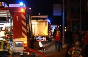 Die Feuerwehren standen über Stunden mit einem Grossaufgebot bei einem Hausbrand in Meggen im Einsatz.